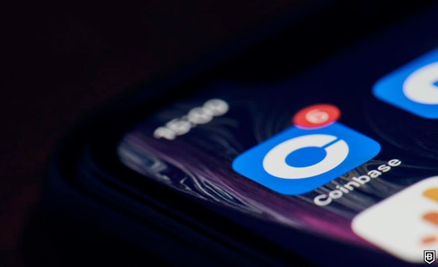 Blockchain da Coinbase é criticado após divulgar criptomoeda que despencou 95%